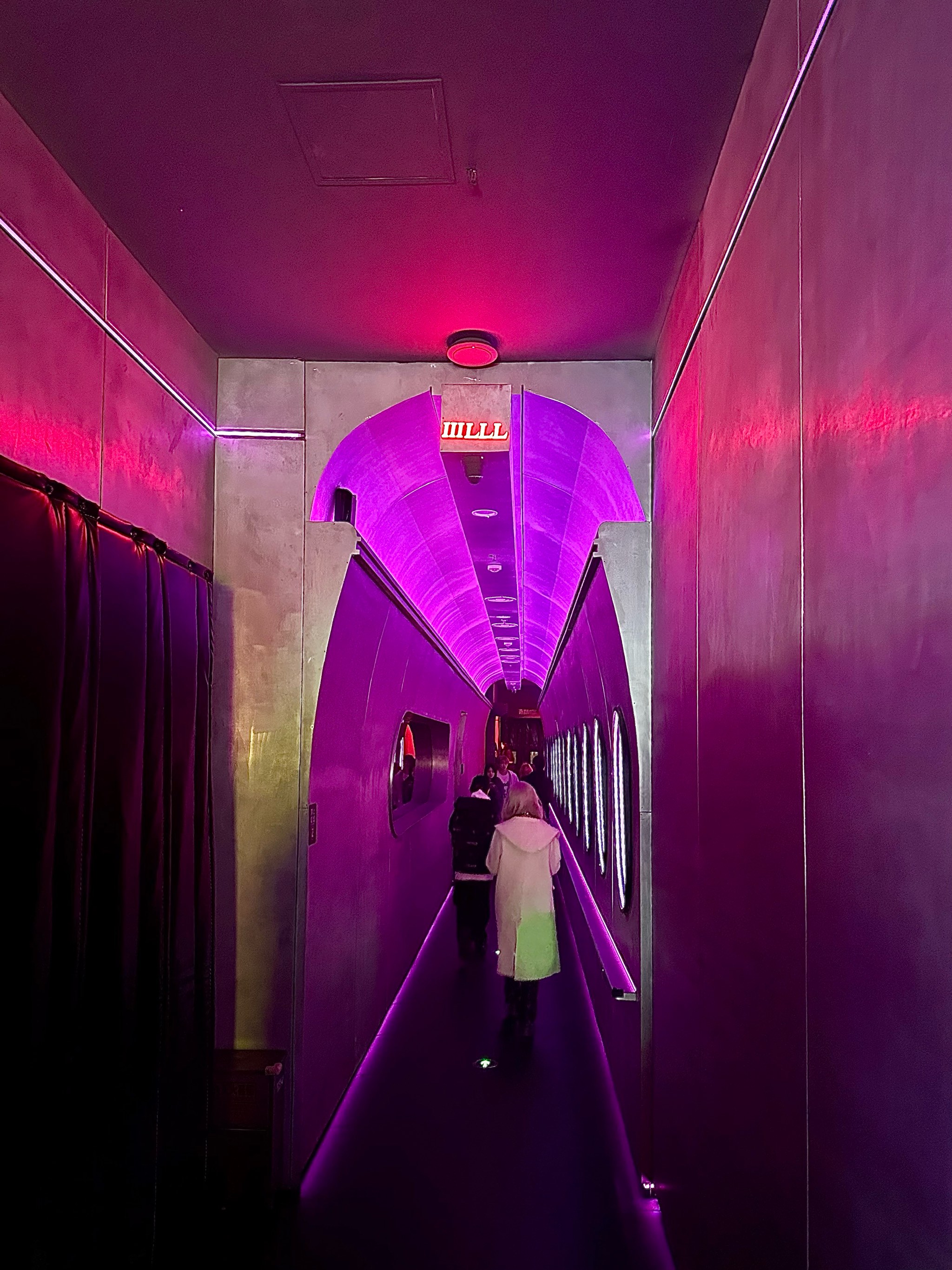 商务ktv与片场的区别-清河门区ktv预定